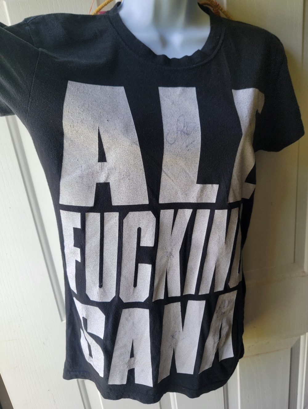Alesana Band Shirt Womens Size Large Signed - Picture 3 of 9